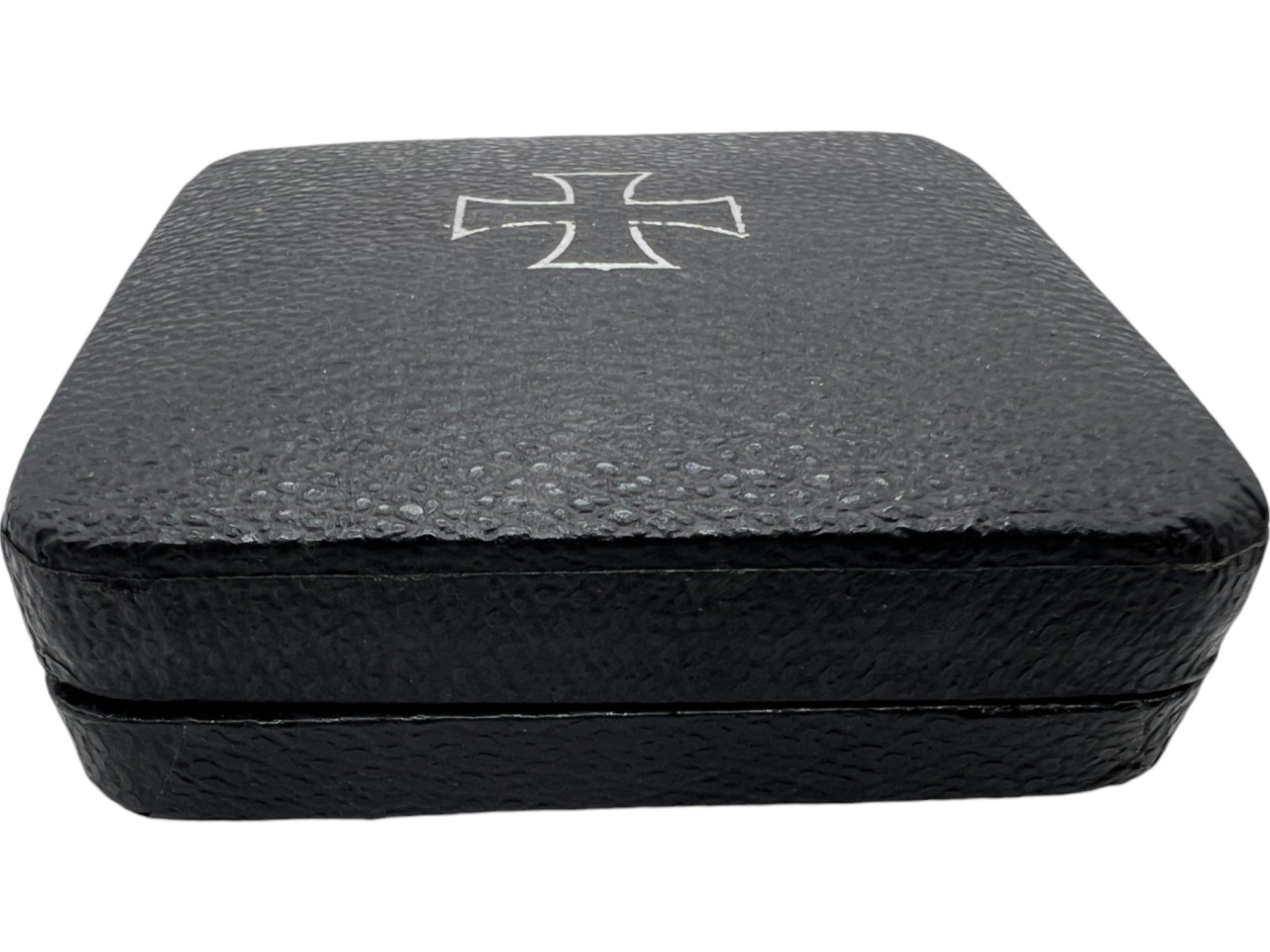 Cased 1939 Iron Cross 1st Class L/50 by Gebrüder Godet & Co Berlin — image 8