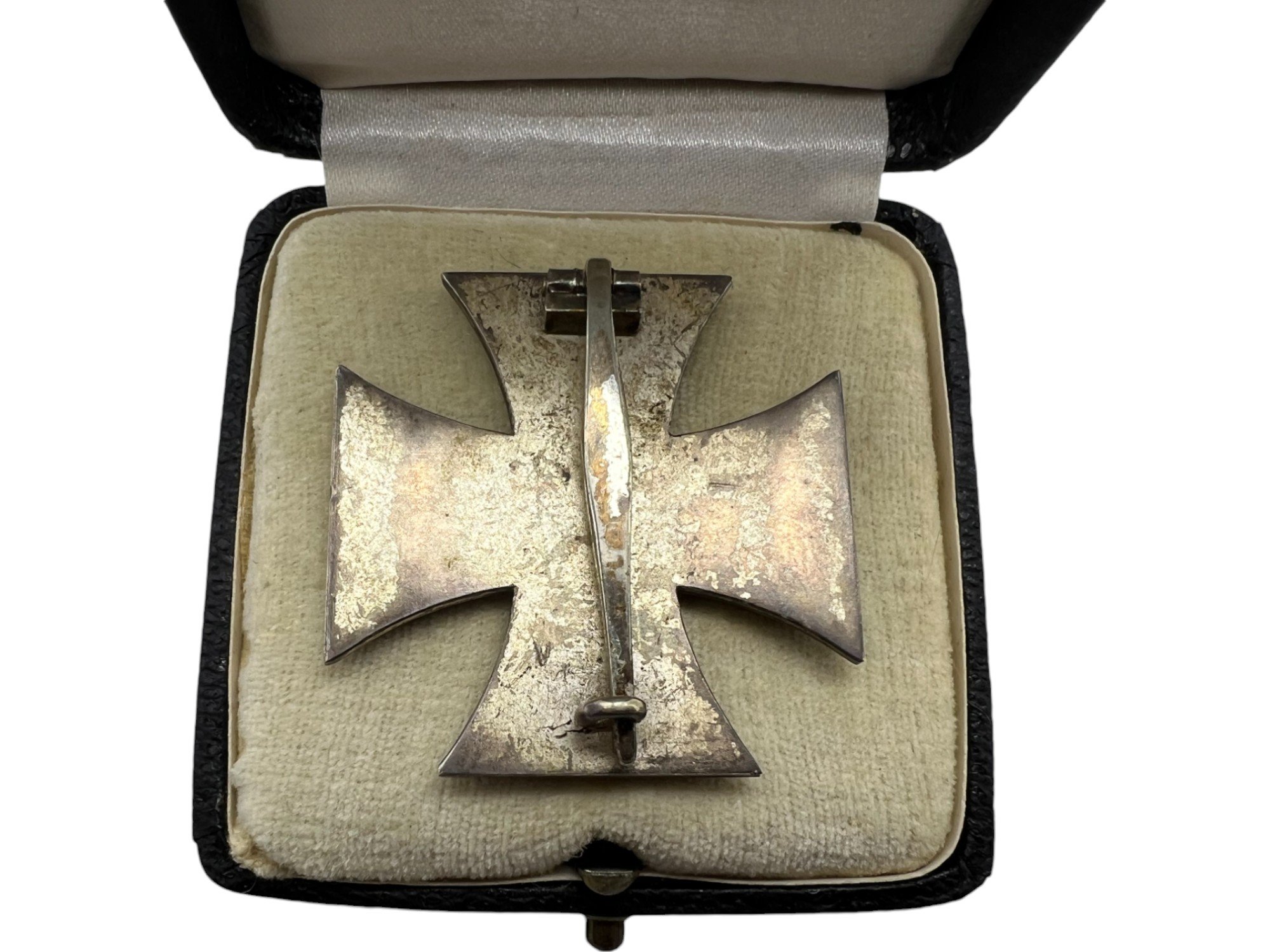 Cased 1939 Iron Cross 1st Class by Souval. Non Magnetic Core — image 4