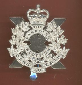 Canadian Scottish EIIR glengarry badge