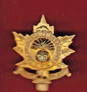 Canadian Les Fusiliers De Sherbrooke WW2 cap badge