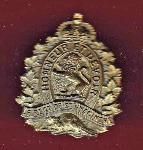 Canadian Le Regiment De St. Hyacinthe WW2 Cap Badge