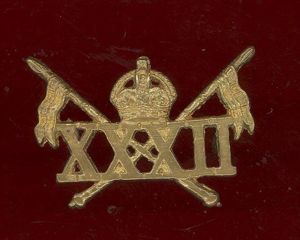 Indian Army; XXXII 32nd Cavalry WW1 cap badge / shoulder …