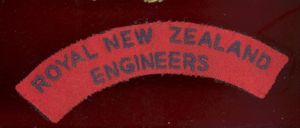 ROYAL NEW ZEALAND ENGINEERS cloth shoulder title