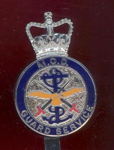M.O.D. Ministry of Defence Guard Service cap badge