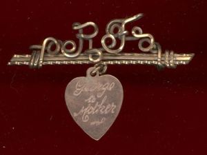 Royal Fusiliers City of London Regt sweetheart badge