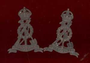 Labour Corps Officer's OSD collar badges