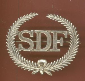 Sudan Defence Force Officer's HM silver cap / pagri badge