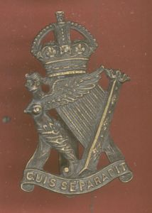 Royal Irish Rifles WW1 OR's caubeen badge