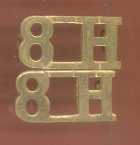 8 H 8th King's Royal Irish Hussars shoulder titles