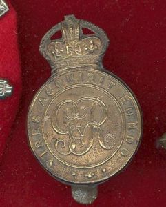 Royal Military College Sandhurst Officer Cadet cap badge