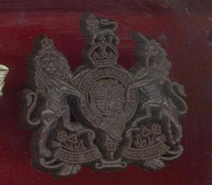 General List WW2 plastic economy cap badge