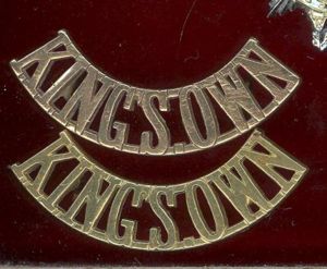 KING'S OWN The King's Own Royal Regiment (Lancaster)shoulder titles