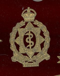 Indian Medical Service WW1 cap badge
