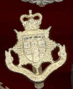 University of London O.T.C. staybright cap badge
