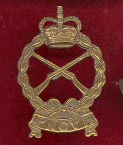 Papa New Guinea Volunteer Rifles cap badge