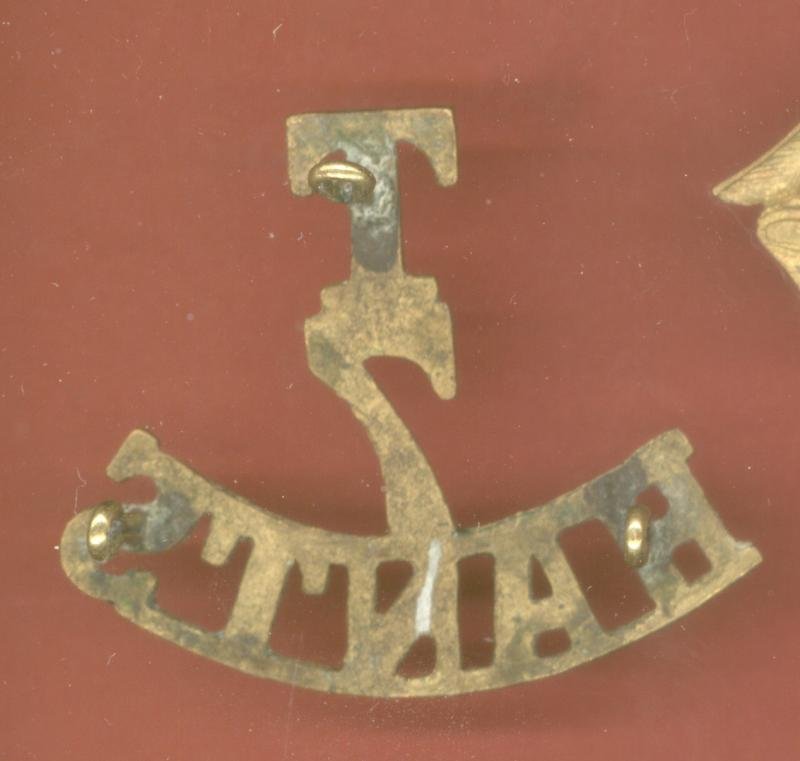 T / 7 / / HANTS WW1 shoulder title — image 2