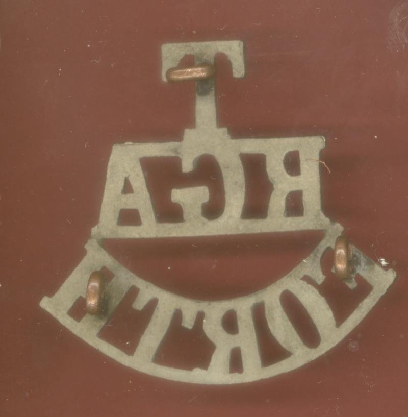 Scottish T / RGA / FORTH pre WW1 shoulder title — image 2