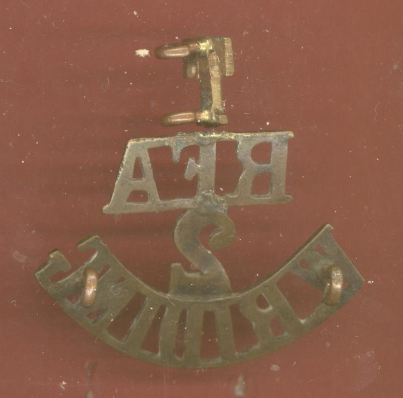 T / RFA / 2 / W.RIDING WW1 shoulder title — image 2