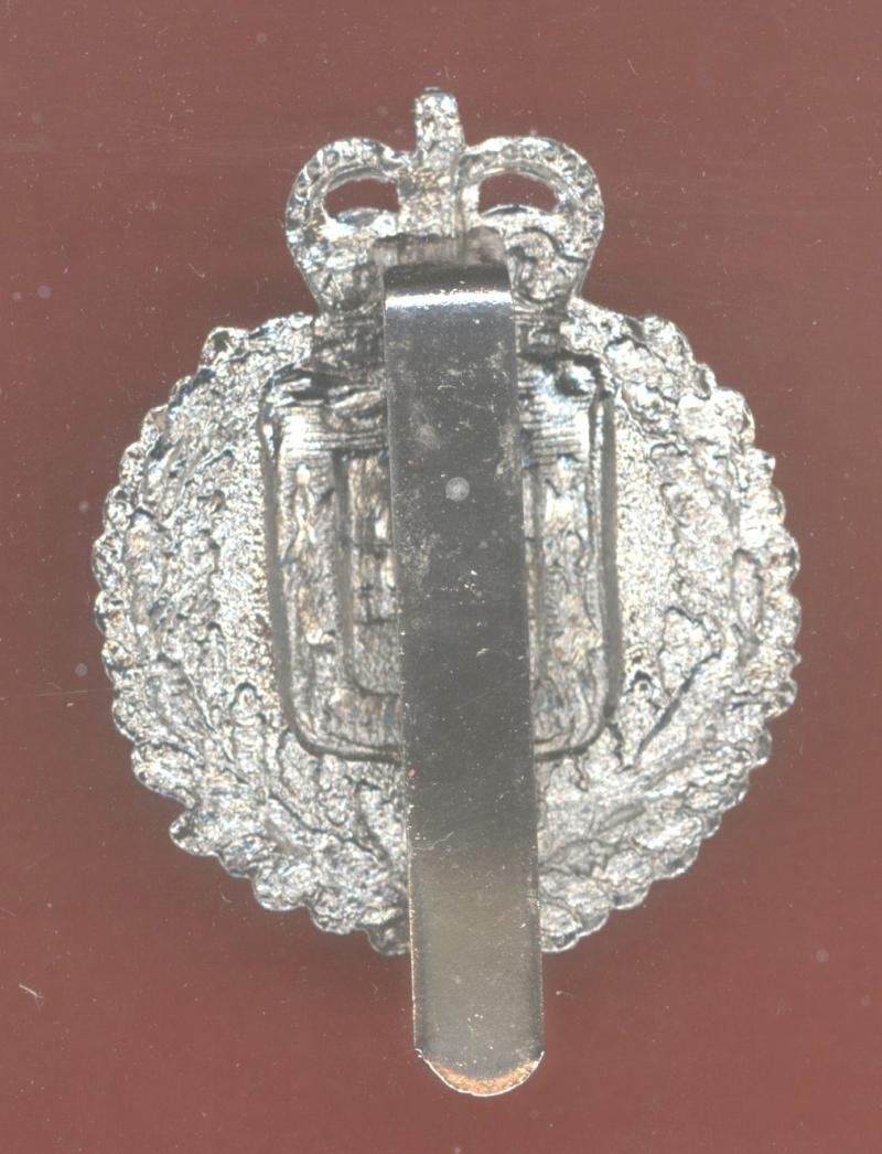 British Colonial Jamaica Police Constabulary Obsolete Cap Badge — image 2