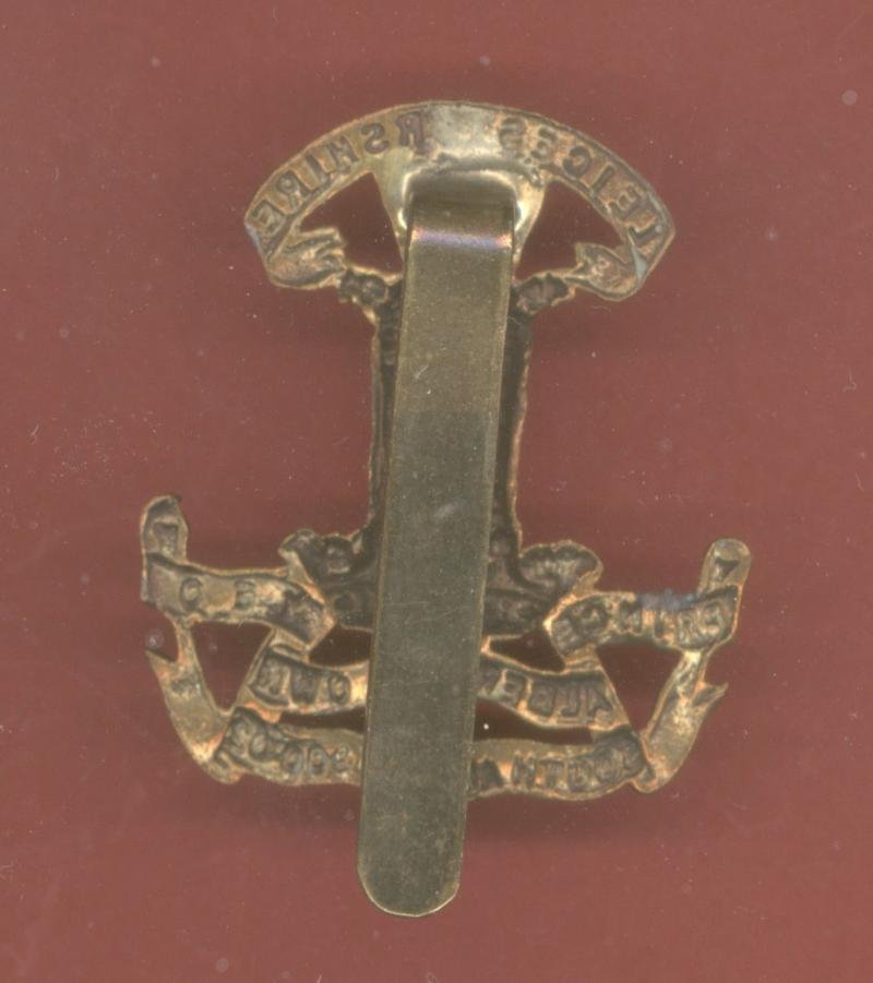 P.A.O. Leicestershire Yeomanry OR's cap badge — image 2