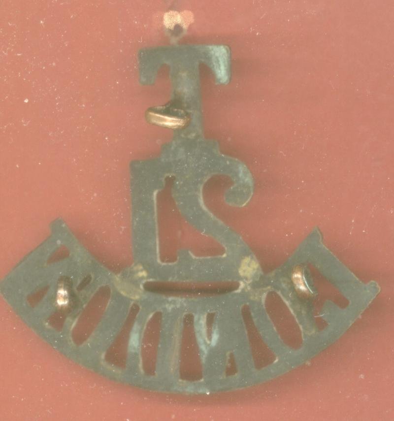 T/ 21 / London WW1 shoulder title — image 2