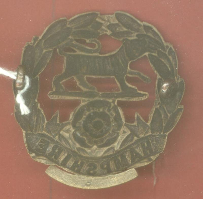 1st (Winchester) VB Hampshire Regiment pre 1908 cap badge. — image 2