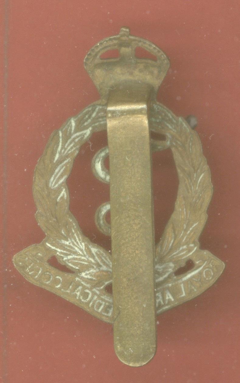 Royal Army Medical Corps WW1 OR's cap badge — image 2