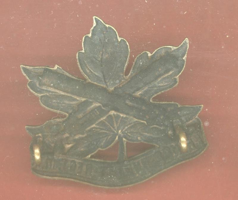 Canadian Prince Rupert Regiment M.G. WW2 Cap Badge — image 2