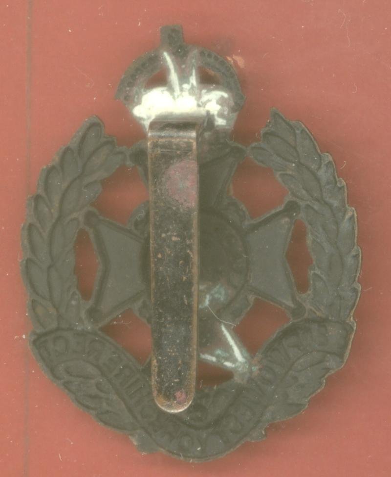 8th Bn. P.W.O. West Yorkshire Regt (Leeds Rifles) WW1 OR's cap badge — image 2