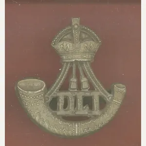 Durham Light Infantry WW2 plastic economy cap badge