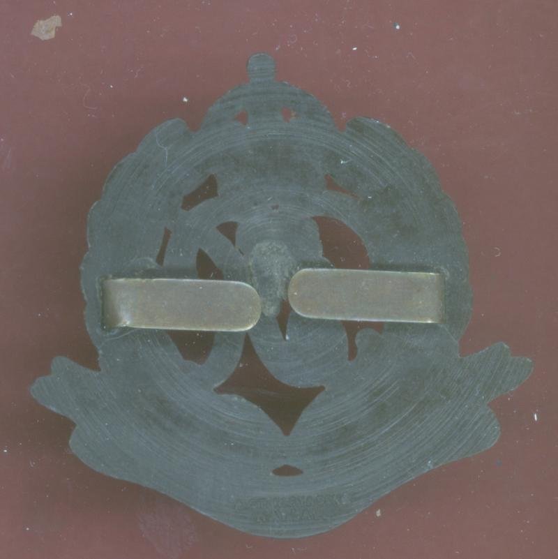 Military Police WW2 plastic economy cap badge — image 2