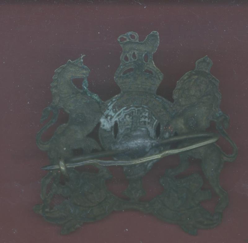 WW1 Service Battalions cap badge — image 2