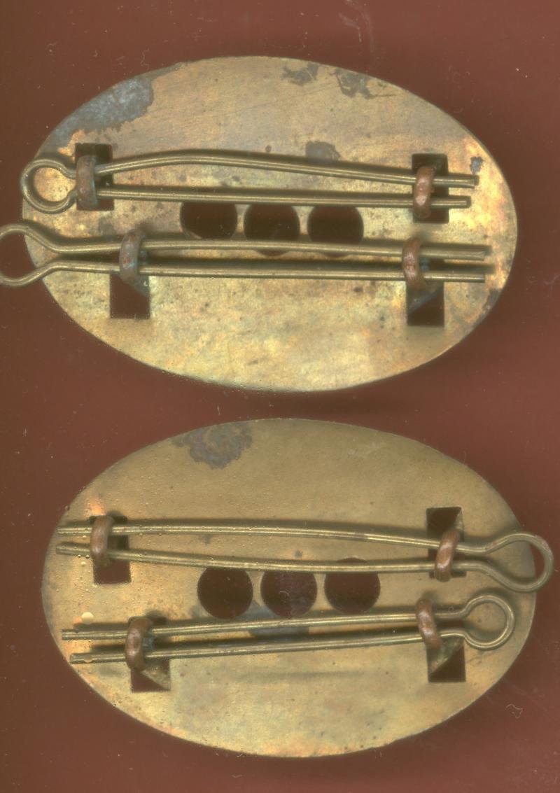 RED CROSS / DEVON shoulder titles — image 2