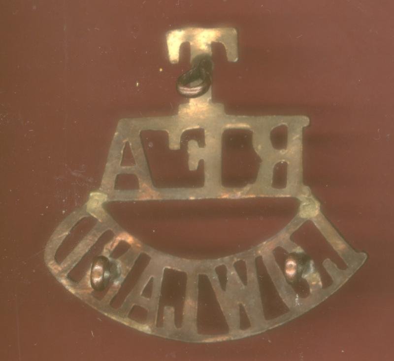 T / RFA / LOWLAND WW1 shoulder title — image 2