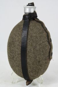 WW2 German Wehrmacht field bottle - DMN42