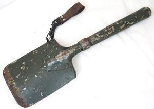 WW2 Finnish army field spade M/18 with belt hook