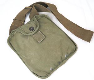 WW2 US army 2qt collabsible canteen - 1945