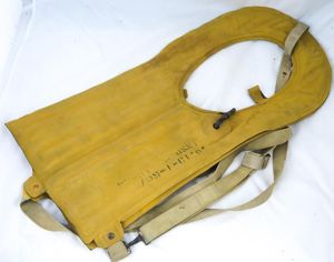 WW2 US army airforce B-4 life vest preserver - 1943/45
