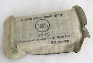 WW2 German Wehrmacht long 1st aid packet -1940