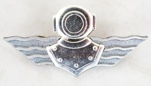 Post-war Finnish Navy 2nd class diver badge
