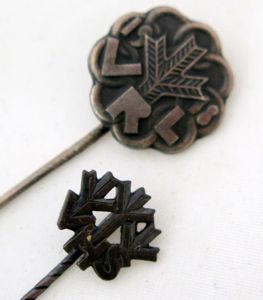 Finnish Freedom war 1918 association membership pin and post-war association …