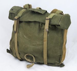 Cold war US Marine corp M1941 combat pack bag