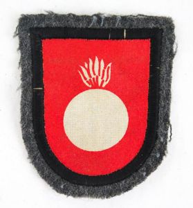 Post-war Finnish army M/49 trade patch - artillerist