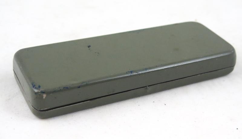 WW2 German soldiers gas mask spectacles - Named — image 8