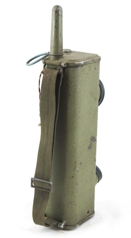 WW2 US army Signal corps BC-611-C Handie Talkie - 1944 — image 3