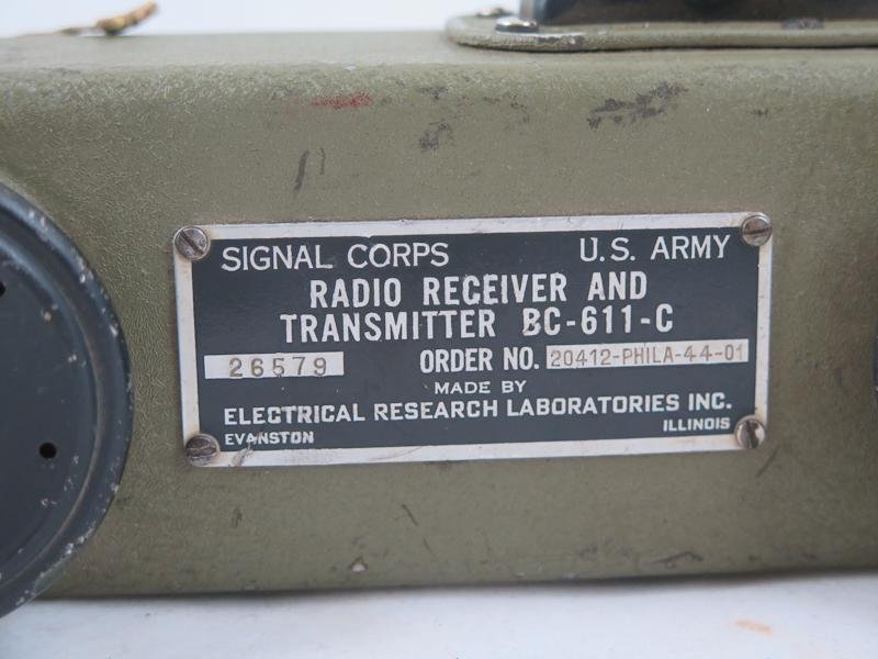WW2 US army Signal corps BC-611-C Handie Talkie - 1944 — image 8