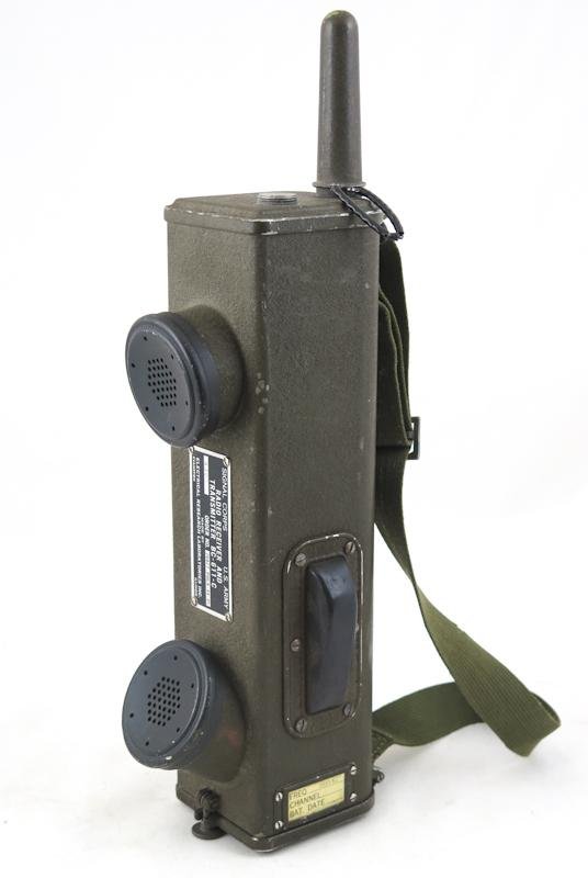 WW2 US army Signal corps BC-611-C Handie Talkie - 1944