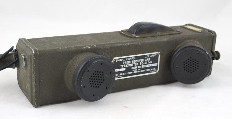 WW2 US army Signal corps BC-611-C Handie Talkie - 1944 — image 4