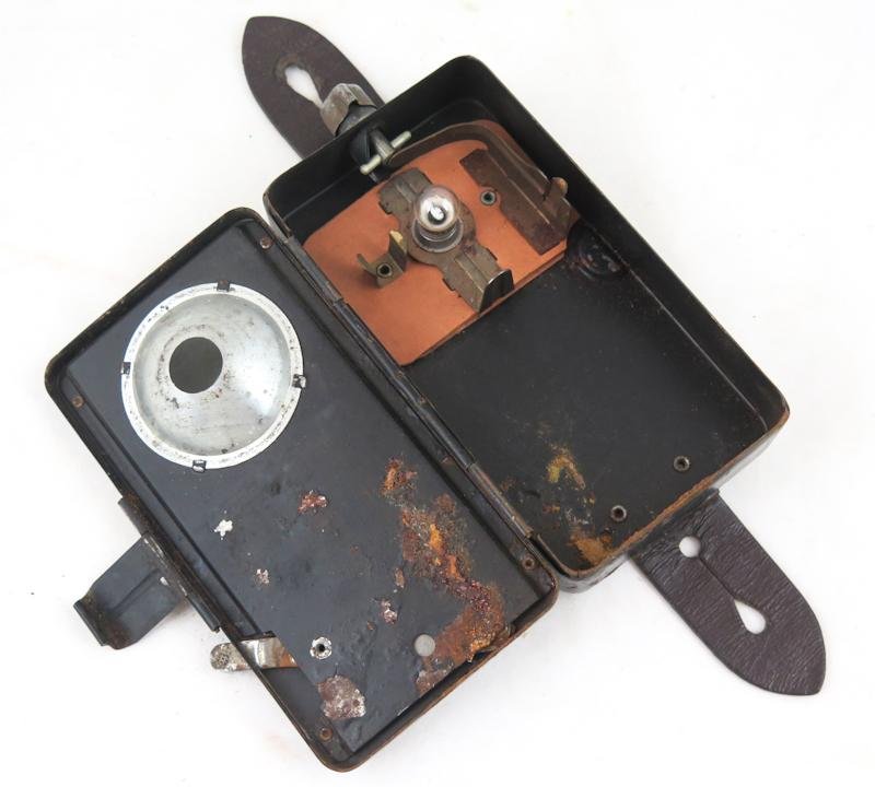 WW2 German Flash light - Pertrix 679LK — image 3