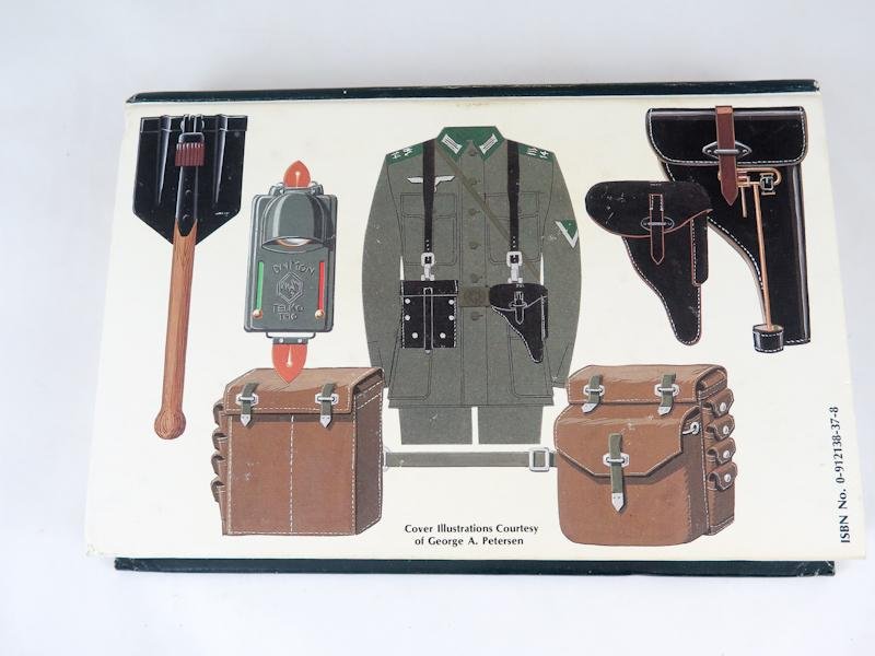 Book - Uniforms and traditions of the German army 1933 - 1945 - volume 3 — image 2